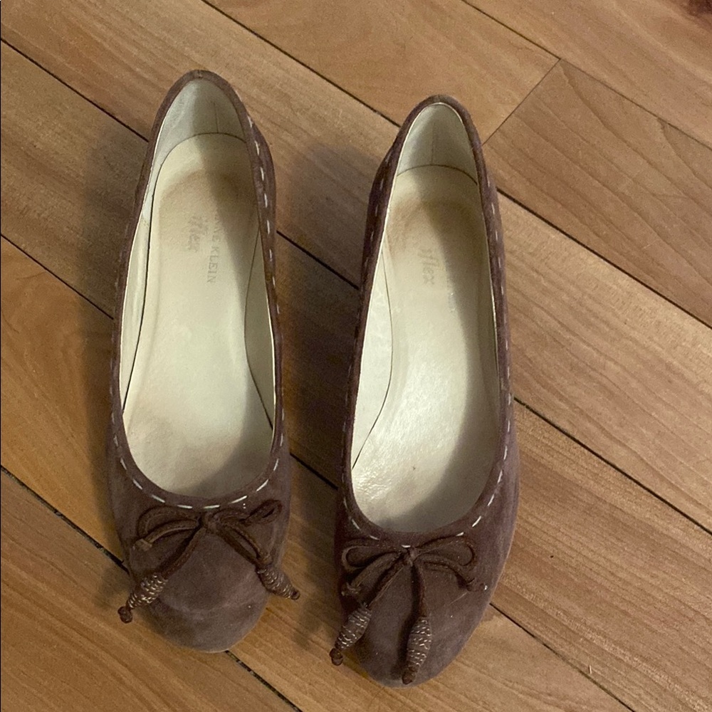 Women's Brown Suede Anne Klein shoes size 8